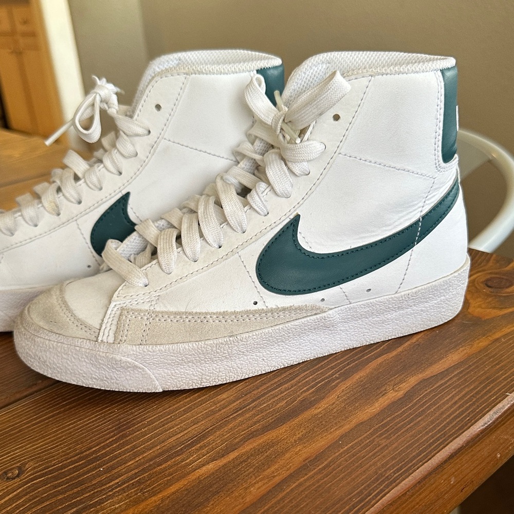 Nike Blazers in Teal High-Tops
